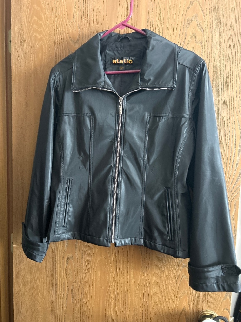 Ladies Black nylon rain jacket